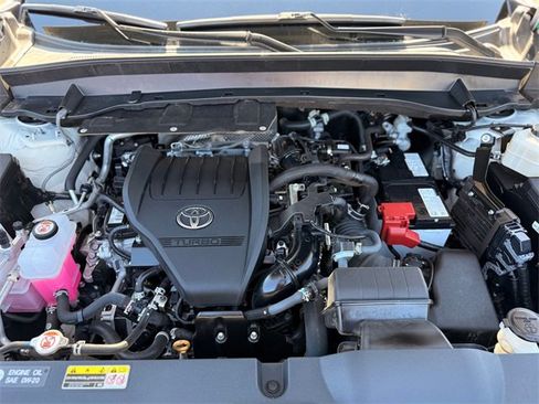 Used 2024 Toyota Grand Highlander Limited image 25