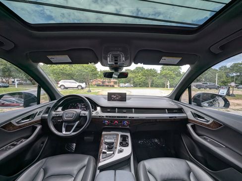 Used 2018 Audi Q7 2.0T Premium AWD/4WD image 16