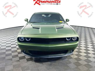 Used 2022 Dodge Challenger SXT w/ Blacktop Package video 2