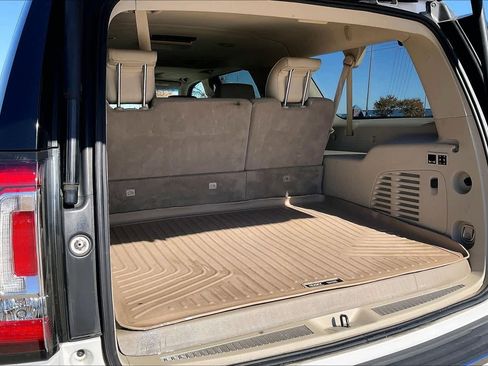 Used 2017 GMC Yukon XL Denali w/ Open Road Package image 18