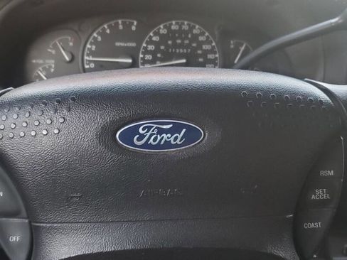 Used 2002 Ford Ranger FX4 image 17