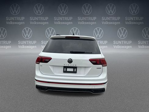 Used 2024 Volkswagen Tiguan SE R-Line w/ MDO Package, Two-Row AWD/4WD image 38
