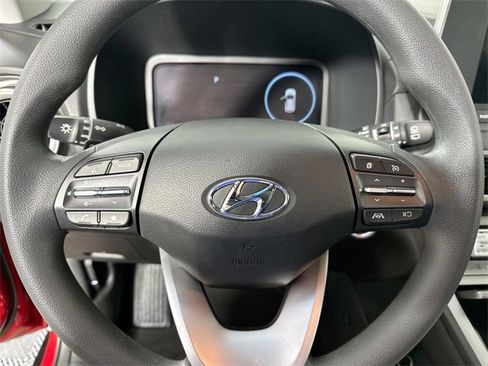 Used 2023 Hyundai Kona SE w/ Cargo Package image 20