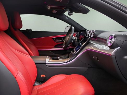 Used 2024 Mercedes-Benz CLE 300 4MATIC Coupe image 28