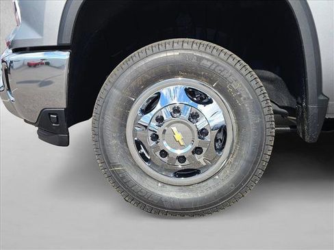 New 2026 Chevrolet Silverado 3500 LT w/ All Star Edition image 10