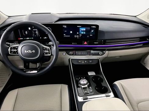 New 2026 Kia Carnival SX Prestige FWD image 6