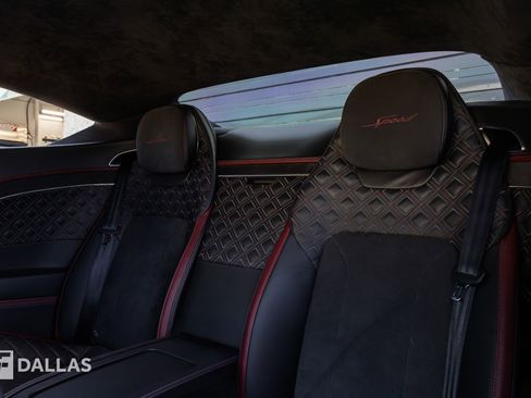 Used 2022 Bentley Continental GT Speed image 32