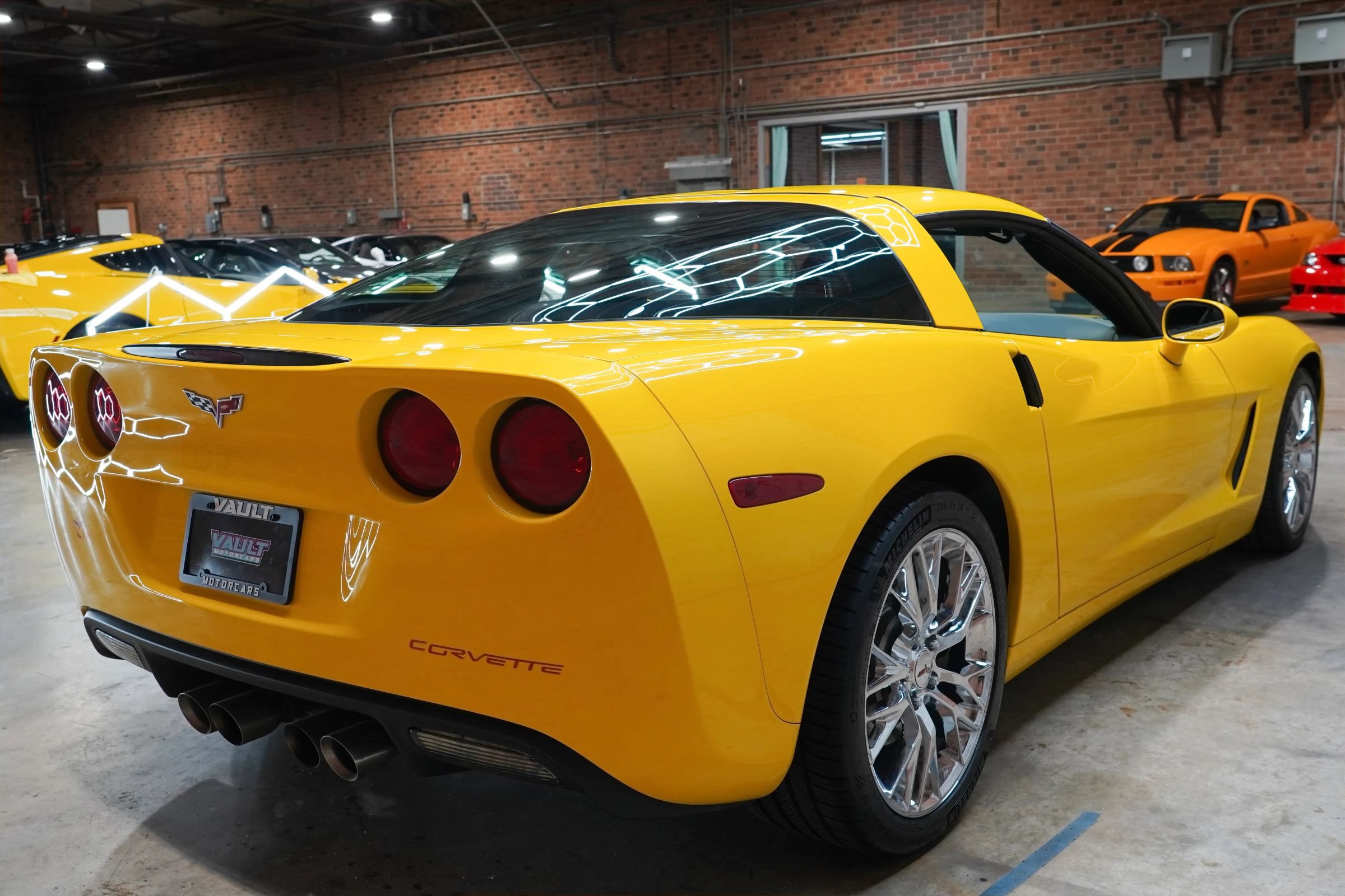 Used 2012 Chevrolet Corvette Coupe w/ Roof Package RWD image 15