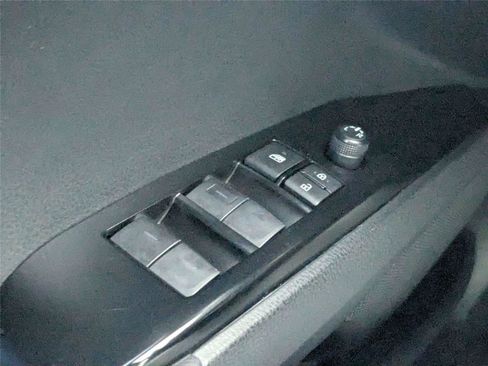 Certified 2025 Toyota Camry SE FWD image 15