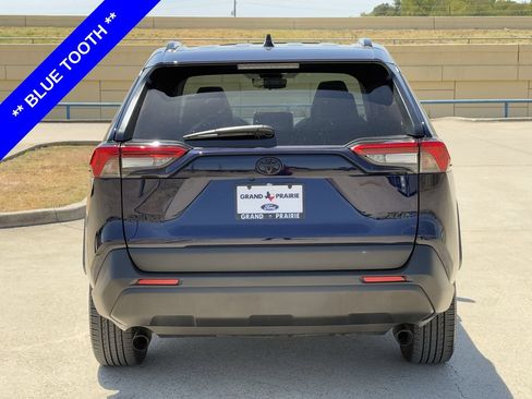 Used 2025 Toyota RAV4 XLE Premium FWD image 7