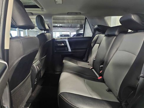 Used 2019 Toyota 4Runner SR5 Premium image 34