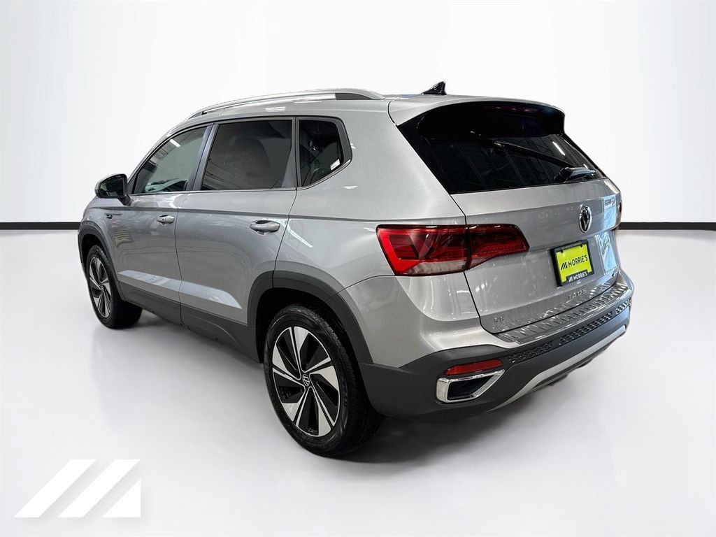 Used 2024 Volkswagen Taos SE AWD/4WD image 6