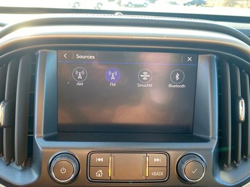 Certified 2022 GMC Canyon Denali image 11