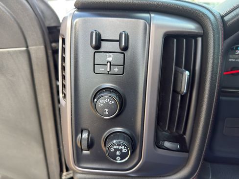 Used 2017 GMC Sierra 1500 SLT AWD/4WD image 13