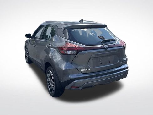 Used 2023 Nissan Kicks SV FWD image 5