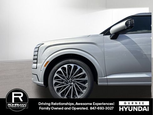 Used 2026 Hyundai Palisade Calligraphy AWD/4WD image 12