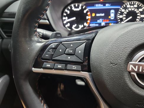 Used 2023 Nissan Altima 2.5 SR w/ SR Premium Package FWD image 25