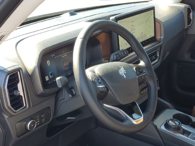 New 2026 Ford Bronco Sport Outer Banks w/ Outer Banks Tech Package+ AWD/4WD image 11