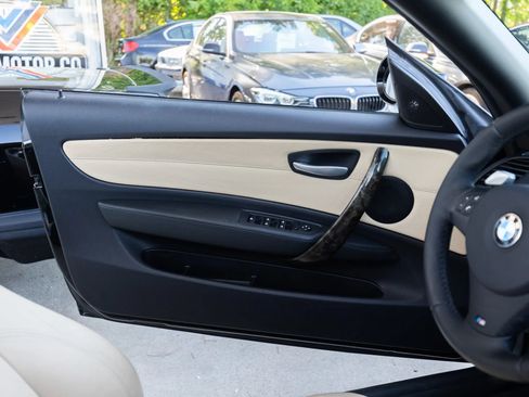 Used 2008 BMW 135i Convertible RWD image 34