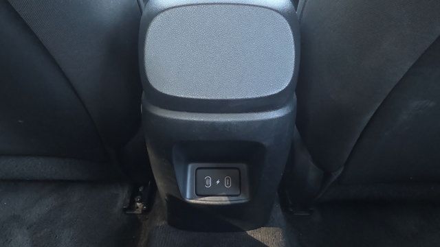Used 2024 Hyundai Elantra SEL FWD image 11
