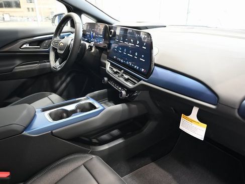 New 2026 Chevrolet Equinox EV LT w/ Convenience Package II image 13