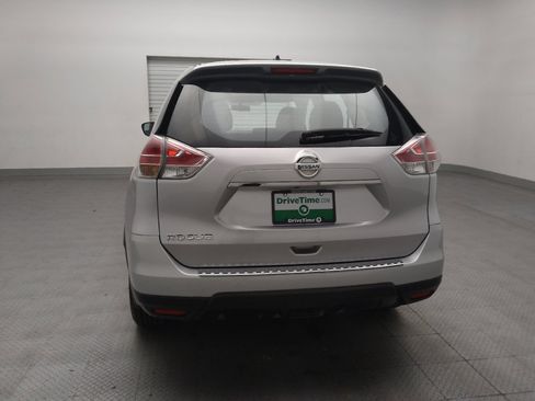 Used 2015 Nissan Rogue S FWD image 6
