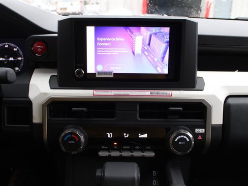 Used 2024 Toyota Tacoma TRD Sport image 10