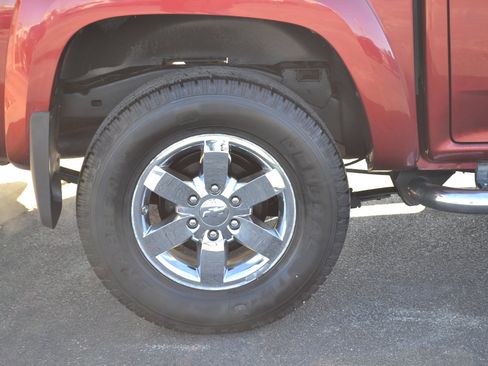 Used 2011 Chevrolet Colorado LT image 48