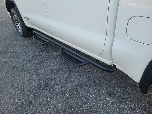 Used 2022 GMC Sierra 1500 AT4 image 34