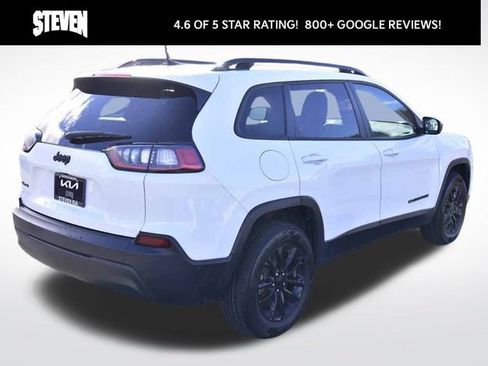Used 2023 Jeep Cherokee Altitude Lux image 4