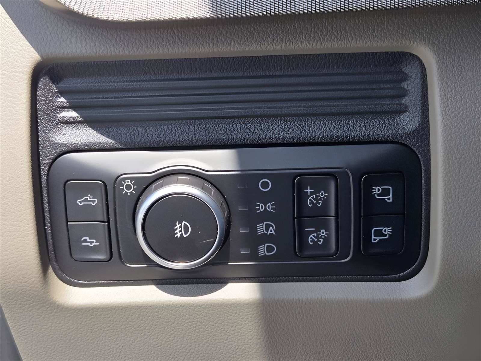 Used 2026 Ford F250 Platinum w/ Platinum Plus Package AWD/4WD image 21