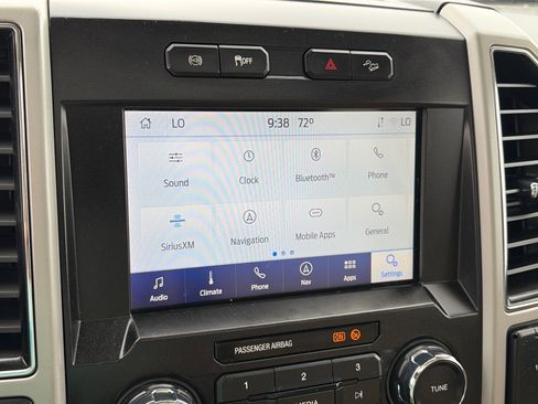Used 2021 Ford F250 Lariat w/ Lariat Ultimate Package AWD/4WD image 13