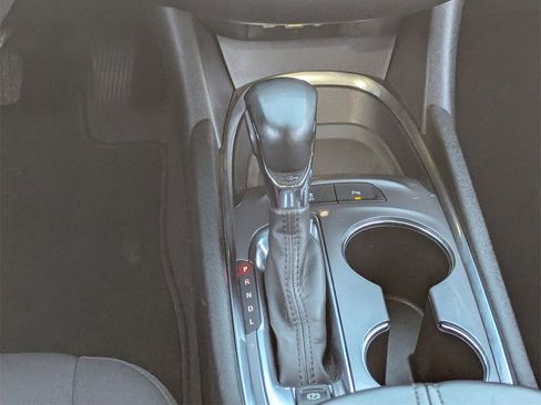 Used 2024 Chevrolet Malibu LT w/ Midnight Edition image 22