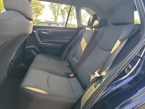 Certified 2025 Toyota RAV4 XLE AWD/4WD image 9