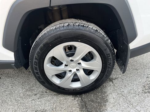 Certified 2023 Toyota RAV4 LE image 10