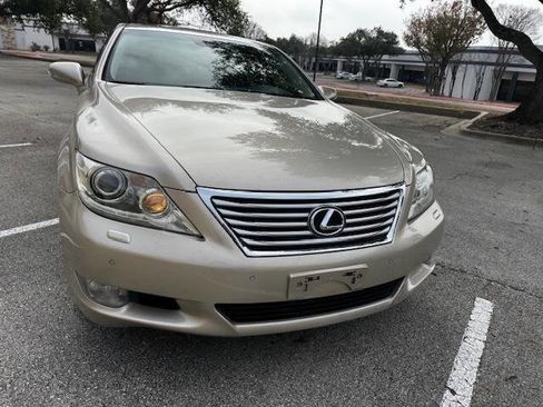 Used 2012 Lexus LS 460 image 7