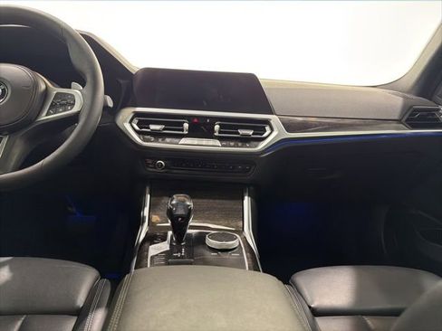 Used 2020 BMW 330i xDrive Sedan w/ Executive Package AWD/4WD image 11