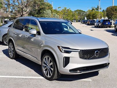 Used 2025 Volvo XC90 B5 Ultra w/ Lounge Package