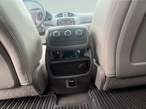 Used 2016 Buick Enclave Leather w/ Trailering Package image 23