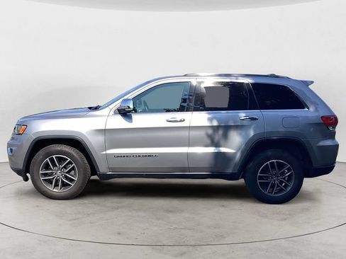 Used 2018 Jeep Grand Cherokee Limited AWD/4WD image 2