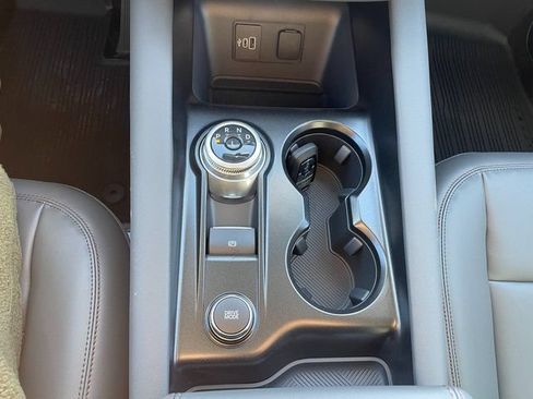New 2026 Ford Explorer Active w/ Active Comfort Package RWD image 16