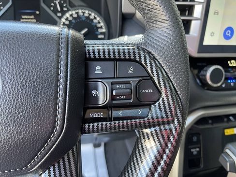 Used 2023 Toyota Tundra Limited AWD/4WD image 11