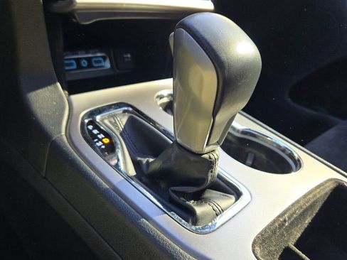 Used 2021 Jeep Grand Cherokee Laredo X image 27