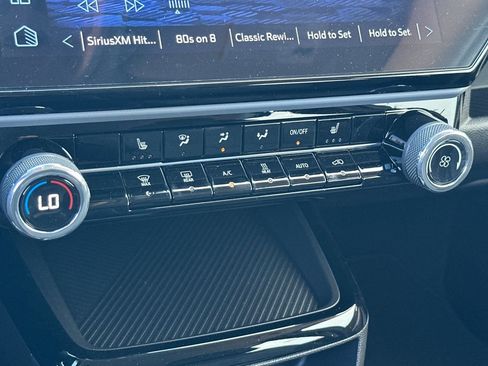 New 2027 Chevrolet Bolt LT w/ Comfort Package image 20