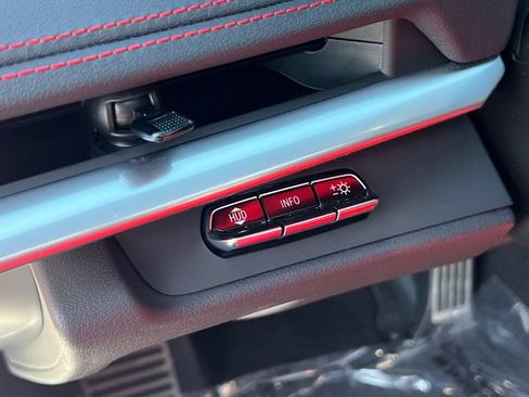 Used 2023 Chevrolet Corvette Stingray Preferred Cpe w/ Z51 Performance Package RWD image 12