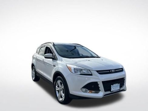 Used 2016 Ford Escape SE w/ SE Leather Comfort Package AWD/4WD image 1