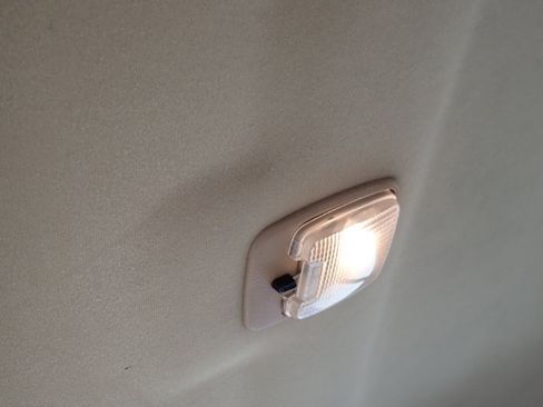 Used 1997 Ford Escort LX image 39