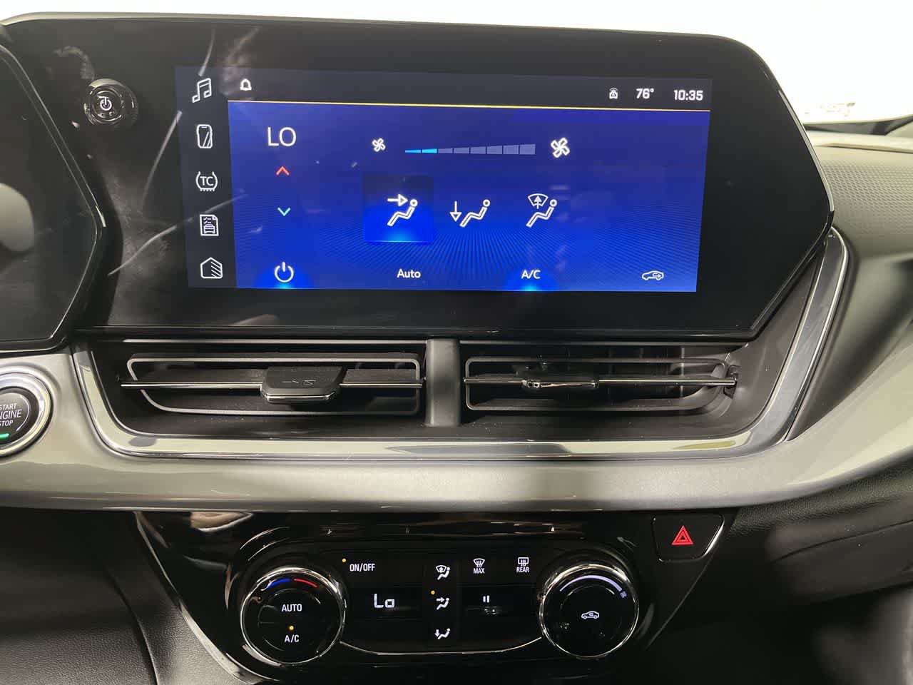 Used 2026 Chevrolet Trax LT FWD image 21