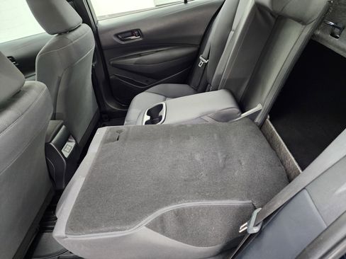 Used 2024 Toyota Corolla LE image 32