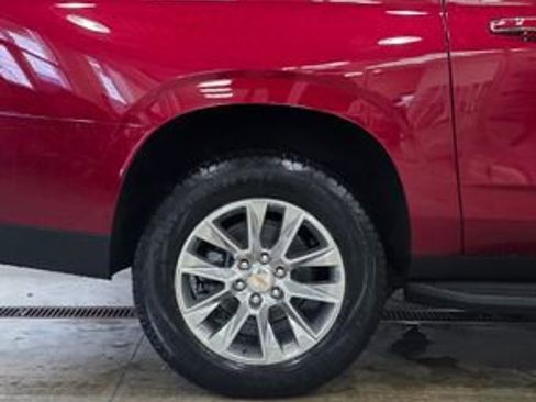 New 2026 Chevrolet Suburban Premier w/ Sun And Tow Package image 36